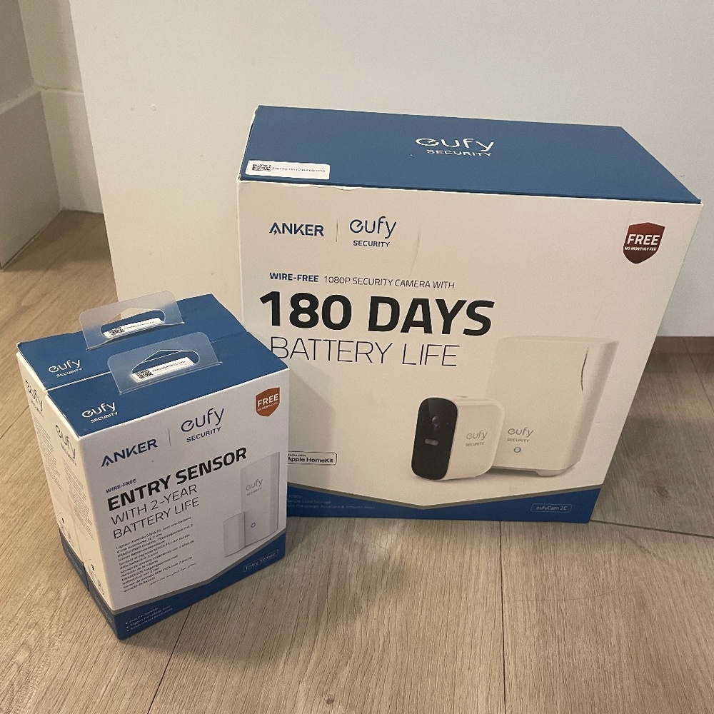 Eufy camera w/ home base & sensors